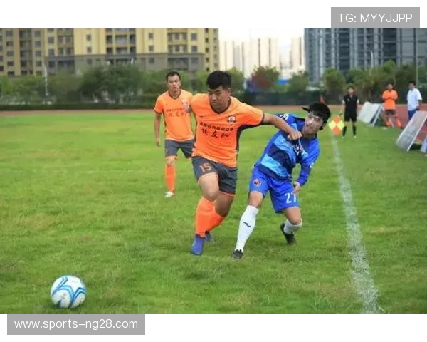 重庆足球队在城市联赛中的团队协作表现分析与点评