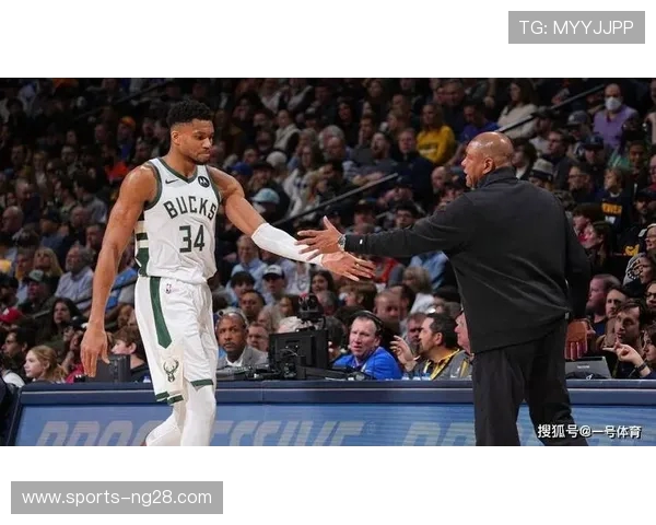 字母哥愤怒撕球衣雄鹿惨败后更衣室冲突升级引发热议